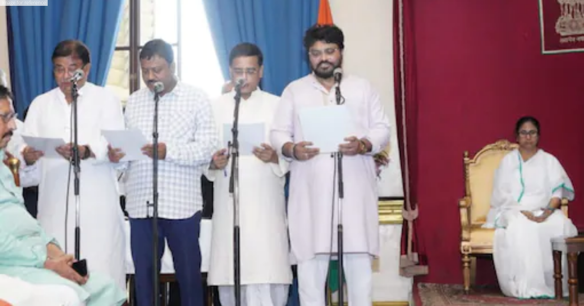 Babul Supriyo, 8 others take oath as ministers in Mamata Banerjee govt
